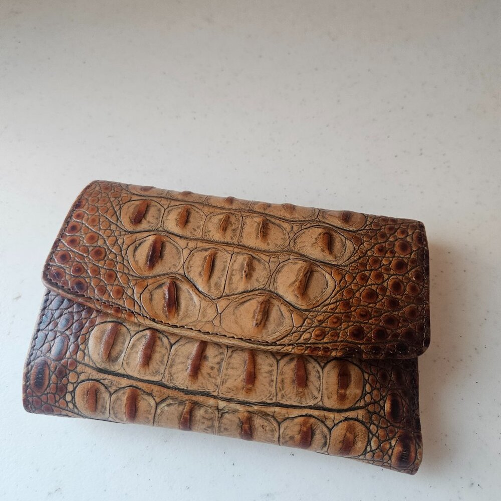 NWOT Brahmin Tri-Fold Wallet in Almond Melbourne Y2K Original Mini-Clutch